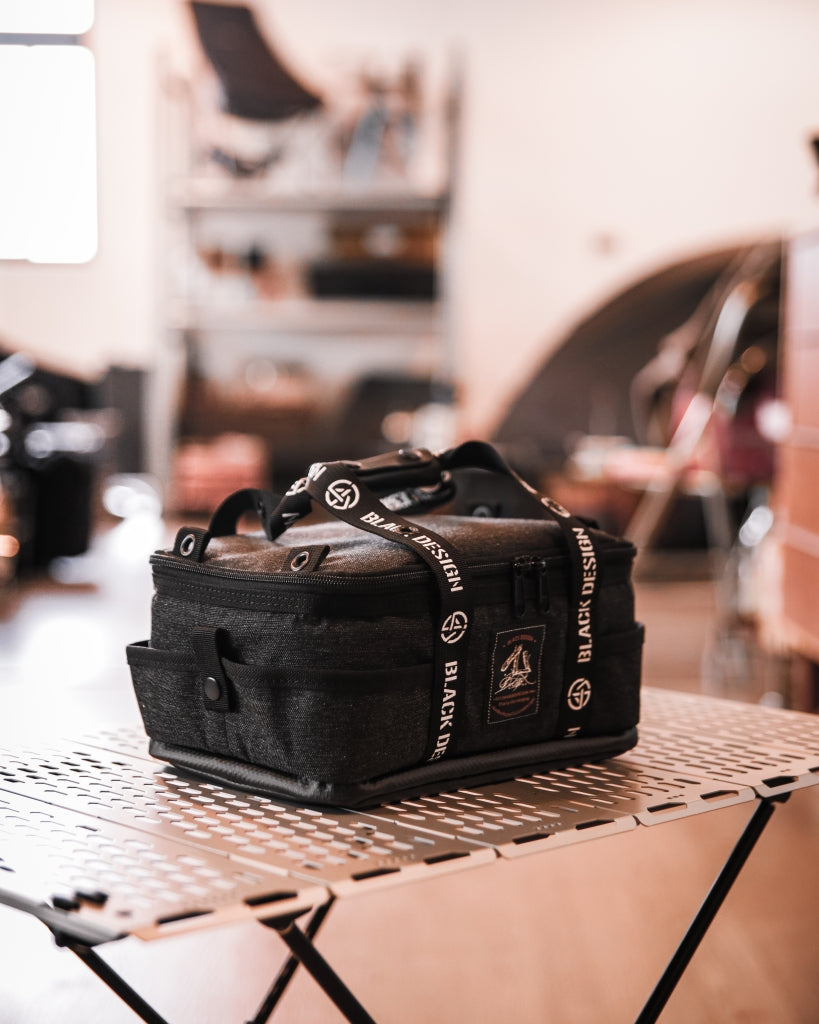 新品 BLACK DESIGN 1/2 ストレージバッグ ブラックデザイン 新品 BLACK