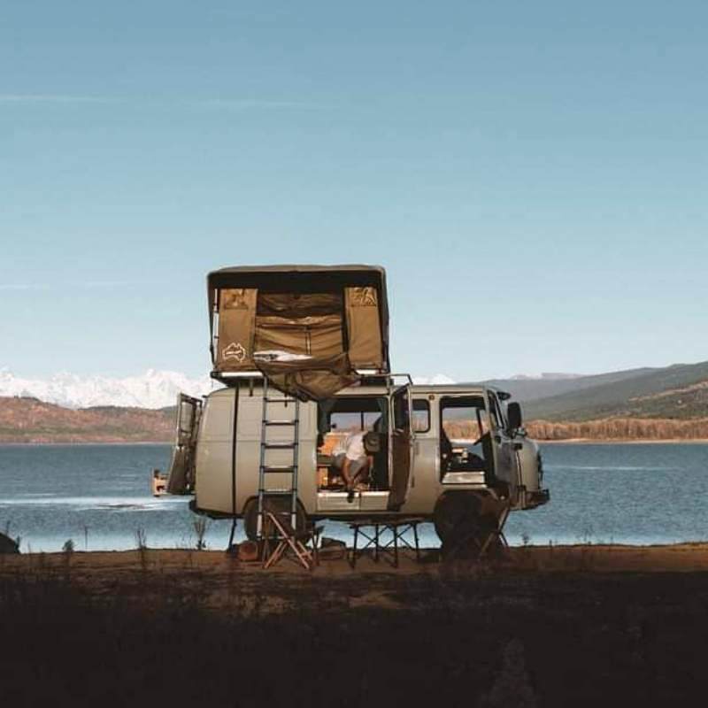 UAZ Buhanka 復古露營車