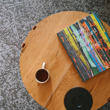 當提袋靈魂遇見實木圓桌：PROLOG 如何重新定義「移動中的優雅」