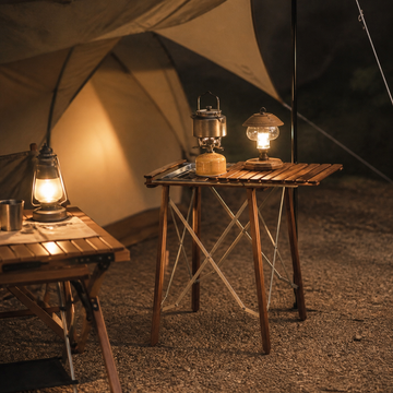 Morning Camp High Stand Slide Table 在露營營位作為滑動副桌