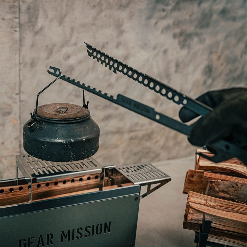 GEAR MISSION • VERSAGRIP 多機能性黑鐵柴薪夾