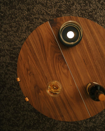 PROLOG TOTE TABLE｜實木手提桌 (ROUND 圓款)｜胡桃木/橡木 兩種款式